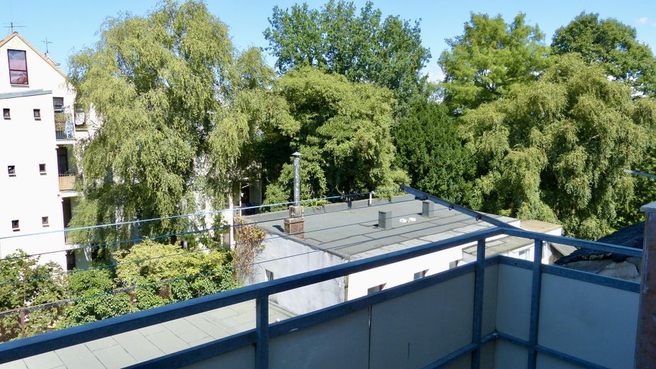 Sanierte 2-Zimmer-Wohnung mit Balkon in Bremerhaven – Aussicht vom Balkon