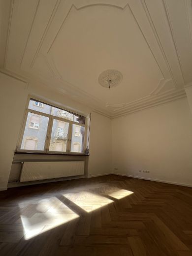 Commission-free - Charming old building gem in Durlach – freshly renovated and ready to move in – Wohnzimmer 