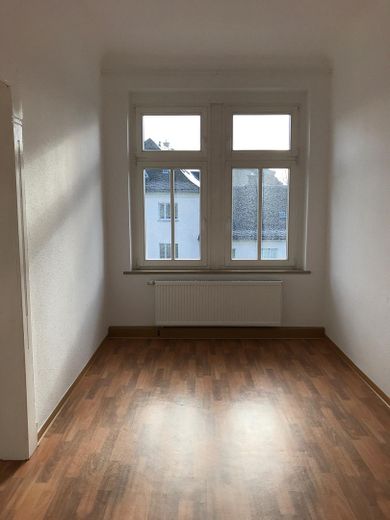 UNI Yakını Chemnitz Bernsdorf’ta YENİ 6 Odalı Daire – Zimmer 2