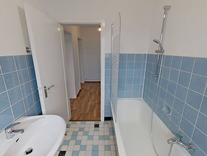 BALKONLU Aydınlık 2 Odalı Daire – Ansicht II: Bad