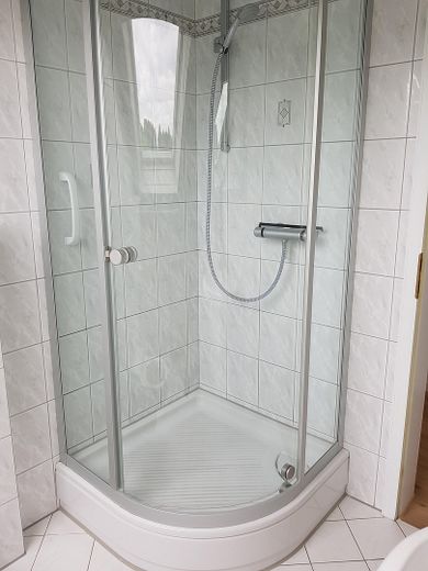 Dusche OG