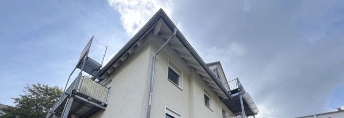 Świetne mieszkanie 2-pokojowe z balkonem w spokojnym budynku z tyłu!