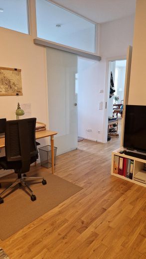 شقة جذابة خالية من العوائق في المدينة مع تراس كبير – Büro od 2.Schlafzimmer