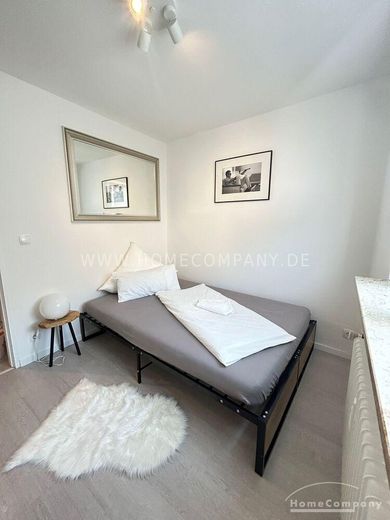 Appartement moderne meublé de 2 pièces avec une terrasse sur le toit à couper le souffle à Schwabing – cd96151d9cdcf069ae614bc50c6641ec4b086775.jpg