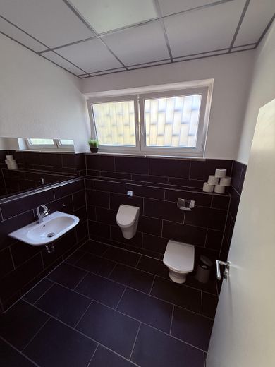 Multifunktionale Gewerbefläche zu vermieten – Foto 7