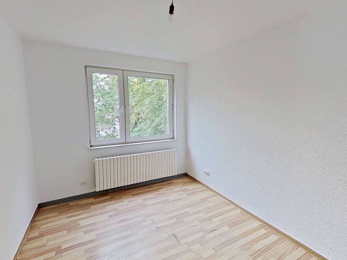 Ampio appartamento di 3 locali con BALCONE e pianta ben studiata a Duisburg-Neumühl – Ansicht I: Schlafzimmer II