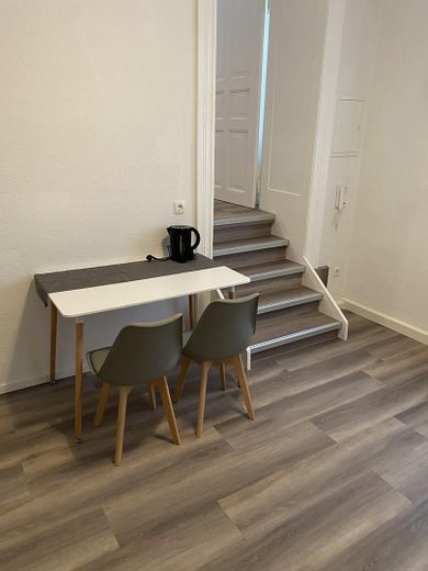 Oase in frisch renoviertem Design Apartment mit Einbauküche inkl. WLAN in TOP zentraler Lage – Foto 6
