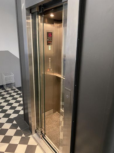 2 Zi - sanierter Altbau - ruhig, gut geschnitten und unbefristet - Küche/Balkon - 2.OG mit Aufzug – Foto 15