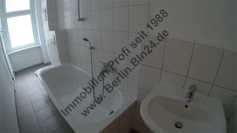 Mietwohnung - ZweitBezug nach Sanierung + Dielen OstBalkon – G0010089