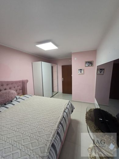 Exklusives Reihenmittelhaus – Kinderzimmer2-OG-Bild1