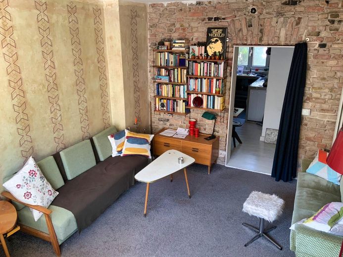 Wohnung mit Charm zentral in Berlin 2. Obergeschoss sofort verfügbar – Wohnraum 