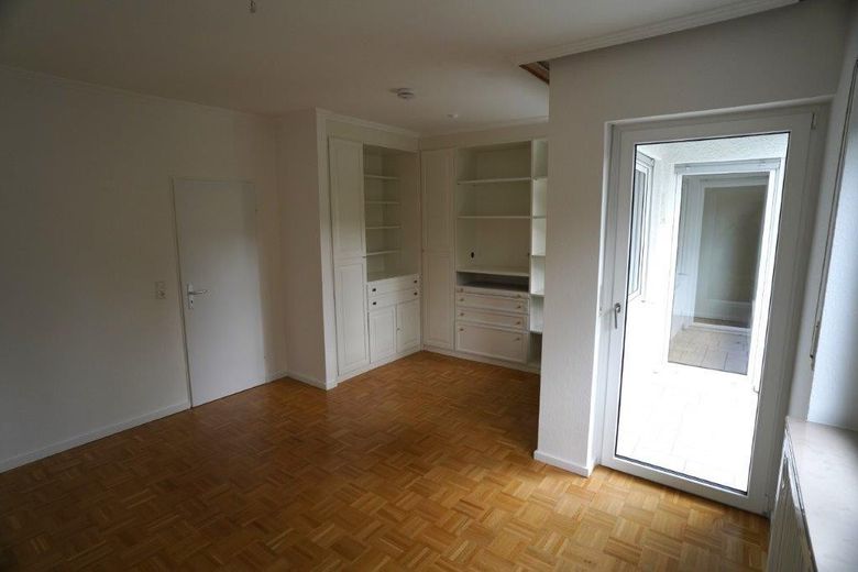 Repräsentative 3-Zimmer-ETW (120 m²) in Kronberg Stadt, sehr schöne Lage am Viktoriapark – Foto 25