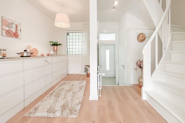 Viel Platz zum Leben – gepflegtes Reihenmittelhaus mit Garten - sofort bezugsfrei