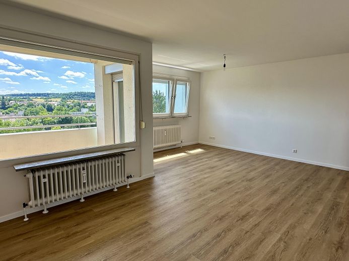 01_Wohnzimmer mit Panoramablic