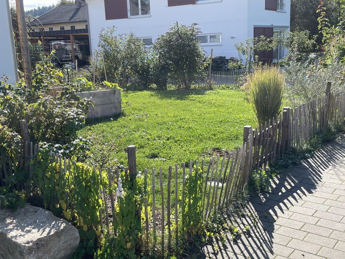 شقة كبيرة وعصرية من 5 غرف مع حديقة – Garten 