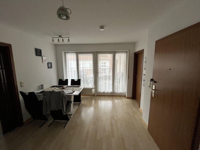 Zentral, gepflegte 3,5 Zimmerwohnung mit Balkon + Tiefgarage – Essbereich