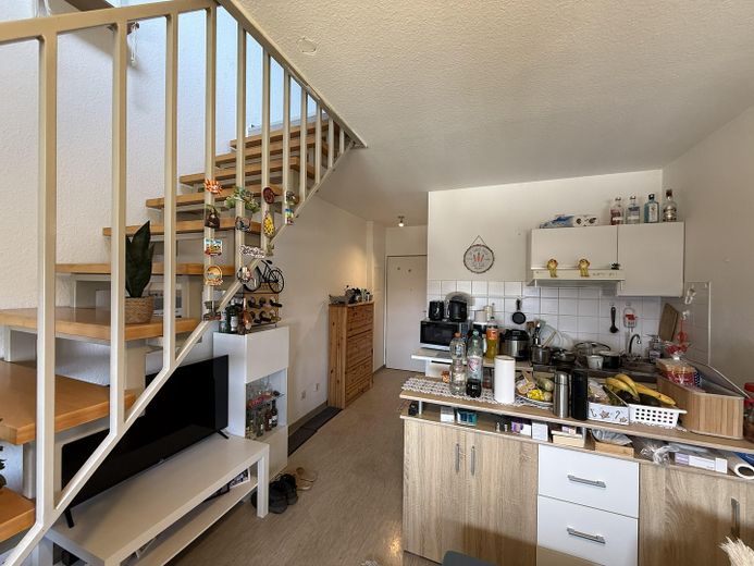 Investoren & Kapitalanleger aufgepasst.  Attraktives Appartement in der Mönchebergstraße 31 in KS – Küche- und Wohnbereich