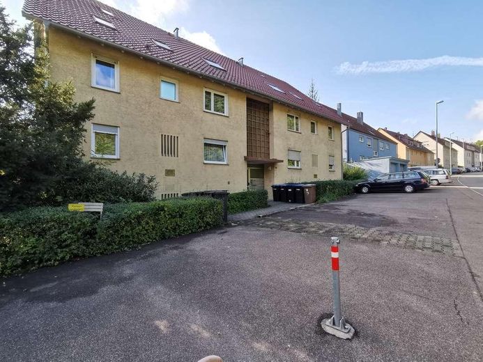 1 Zimmer Wohnung - Renoviert und liebevoll eingerichtet – Hausansicht