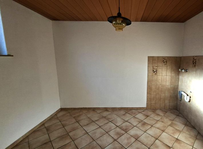 Doppelhaushälfte in stadtnaher Panoramalage von Schwäbisch Gmünd – Waschküche UG