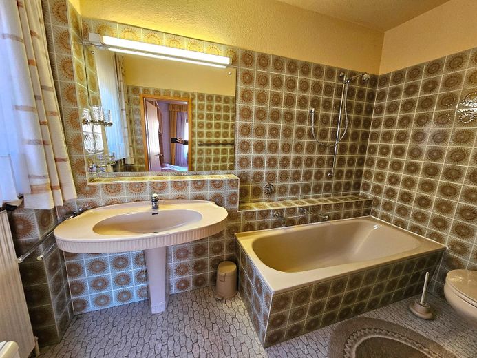 Badezimmer 1 - Erdgeschoss