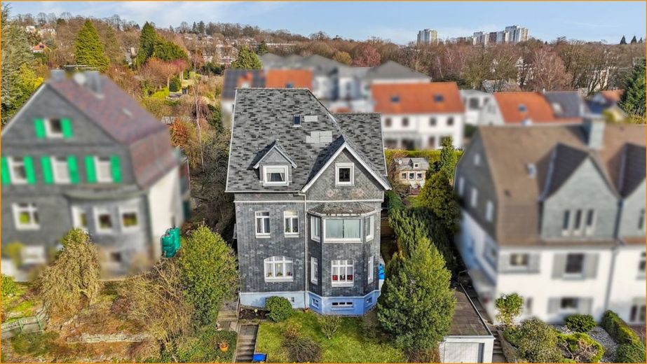 Charmantes Bergisches Dreifamilienhaus im schönen Lennep – 5d39b92d-6dc6-43f6-b8cd-d8f77db25de7