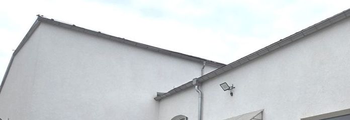 ! Площа ангару + відкритий майданчик у тихому місці поблизу автобану/ біля Paunsdorf-Center у Лейпцигу, включно з додатковими холодними витратами !