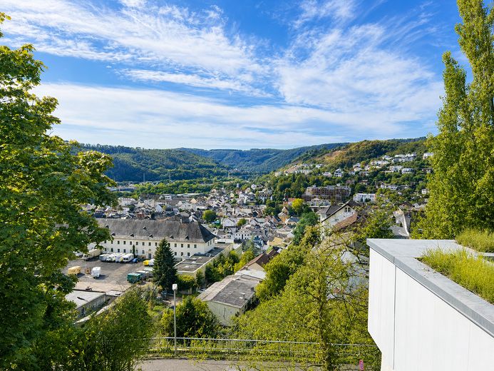 Sehr großzügige 119 m² Wohnung mit fantastischer Dachterrasse – Ausblick Terasse