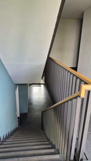 PROVISIONSFREI Penthouse 112 m², WESTFLÜGEL Riedberg, A+ Hausgeld EUR275 -  47,5m² Dachterrasse – Gepflegtes Treppenhaus