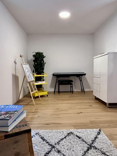 München-Pendler: 20 Min zum Ostbahnhof – modernes, energieeffizientes Haus A+ (2019) – Hobbyraum