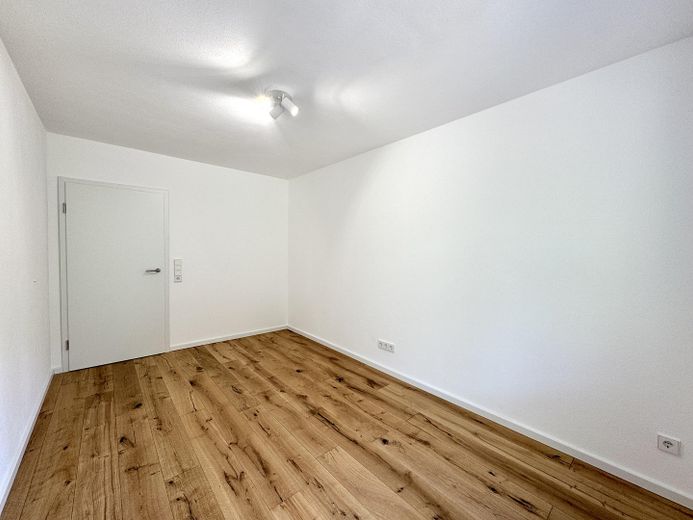 Kernsanierte 3-Zimmer-Wohnung am Bodensee, Balkon, Provisionsfrei – Kinderzimmer / Büro