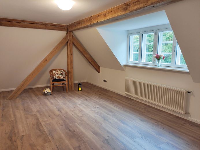 Wohnzimmer mit Küche