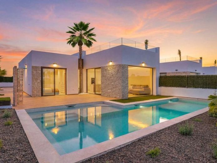Luxuriöse Villa am Serena Golf Platz – Foto 1