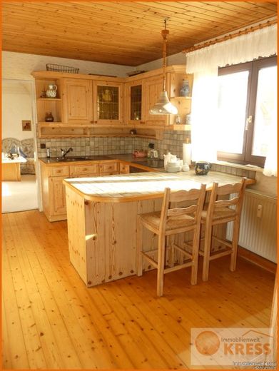 2 Familienwohnhaus mit 3 Wohneinheiten, 3 Garagenstellplätzen, Balkon &amp; Terrasse/Wintergarten – Bild 17