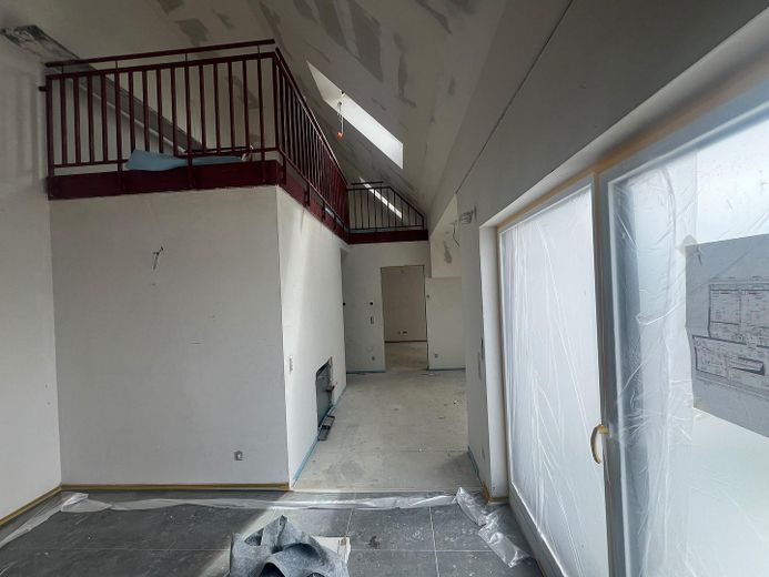 NEW-BUILD FIRST OCCUPANCY 2-room gallery apartment in Nuremberg with balcony / underfloor heating / duplex garage – 6_Küche