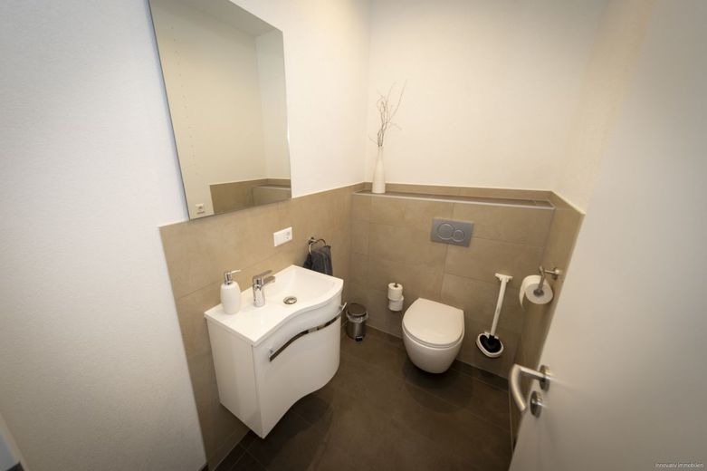 Gäste-WC EG