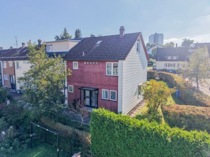 Ideal für die Familie: Reihenendhaus in Sulgen mit großem Garten und kurzem Schulweg! – Foto 1