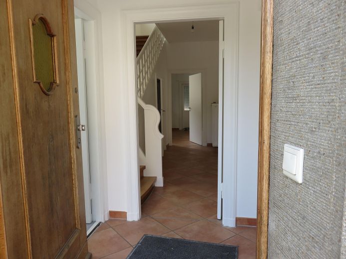 Sonnenterrasse und Saunalandschaft nahe Spandauer Forst – Entrée