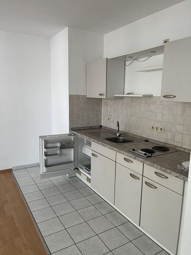 Sehr schöne 1-Zimmerwohnung im Grünen zu vermieten – Einbauküche