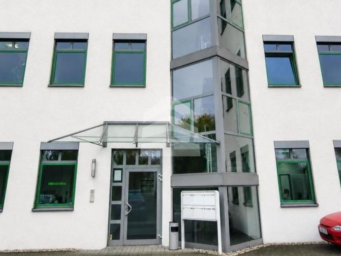 Moderne Büroflächen mit 165 m² und Stellplätzen in Leipzig-Nord – Foto 1