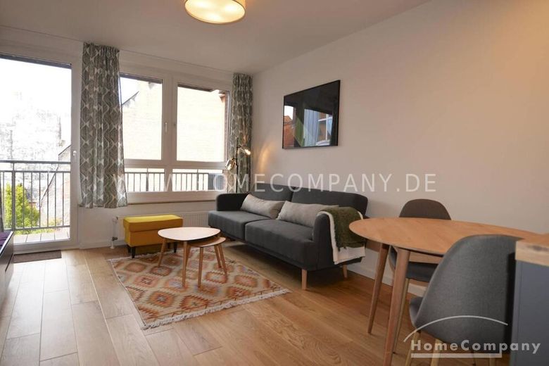 बालकनी के साथ Prenzlauer Berg में उज्ज्वल और सुंदर 2 कमरों का अपार्टमेंट – cbc3364b9f64208e6d54e03f5beba2487616157a.jpg