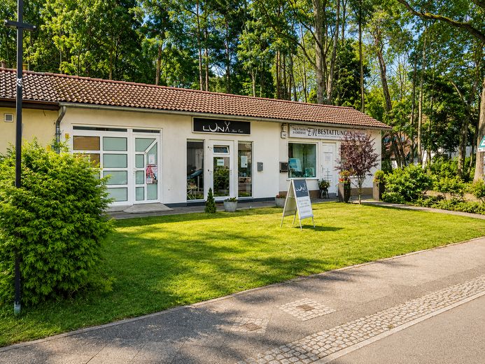 5,6 % Rendite – Gewerberiegel mit 11 ha Wald in Reinickendorf – Gewerbe 4