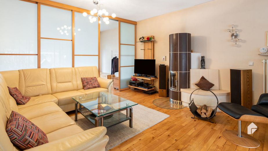 Wohnzimmer Kachelkamin