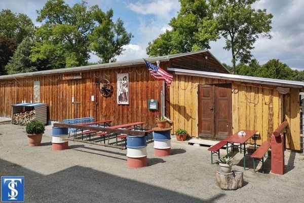 Gewerbefläche Saloon langfristig zu vermieten