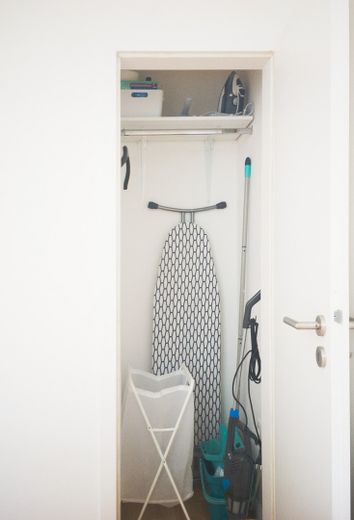 UBICACIÓN PRIVILEGIADA: Hamburgo-Harvestehude - APARTAMENTO AMUEBLADO DE 2 HABITACIONES – Abstellraum