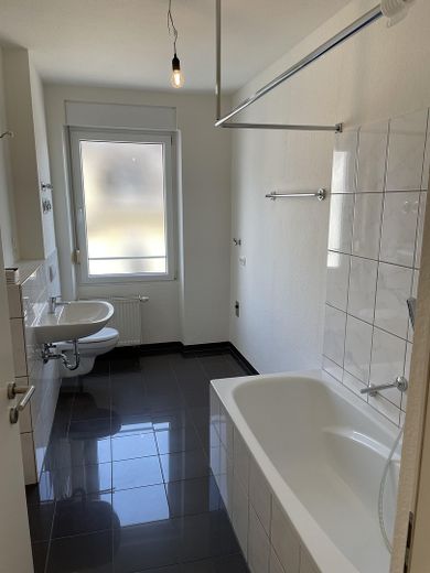 Andernach Zentrum 3 ZKB, Balkon, Parkettboden – Bad