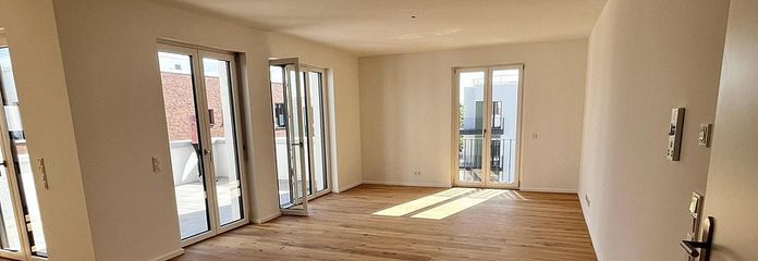 Wohnzimmer & Küche 