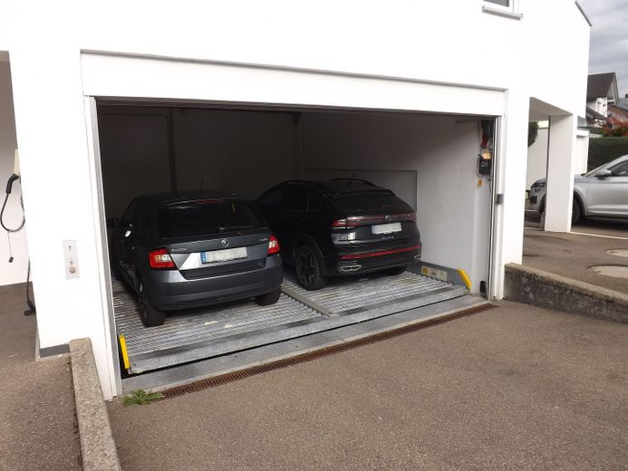 Uygun konumda modern üç odalı daire – Garagenstellplatz