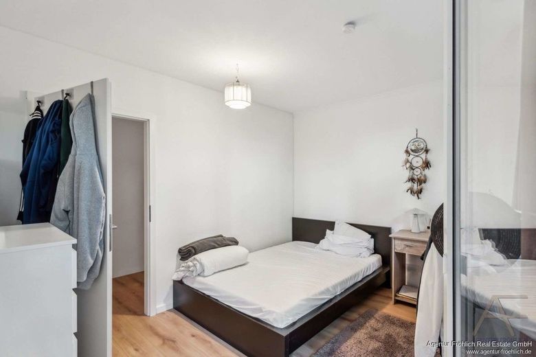 Investimento immobiliare nella Parkstadt Bogenhausen - moderno appartamento di 3 locali ristrutturato con contratto di locazione in essere – 240427022_Zimmer_1-2_WEB