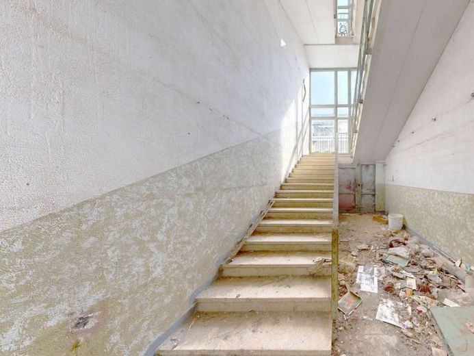Trzykondygnacyjny budynek komercyjny | ok. 1.602 m² powierzchni użytkowej – Zdjęcie 1
