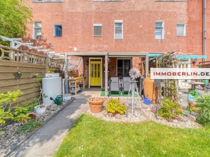 IMMOBERLIN.DE - Klassiker! Komfortables Haus mit schönem Ambiente & Gartenidylle – Foto 1